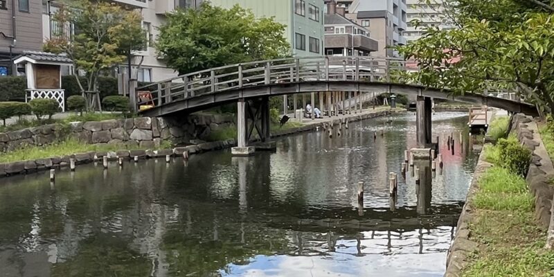 木場親水公園の鶴の橋